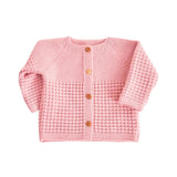 Gilet bébé gaufré : Alma de couleur rose clair